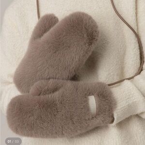 Reversible Fluffy Brown Mittens